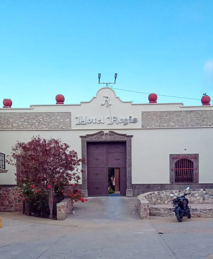 Hotel Regis