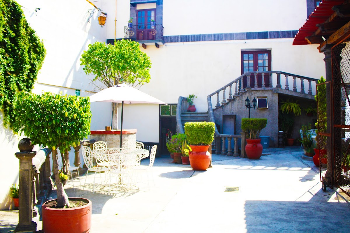 HOTEL CABRERA