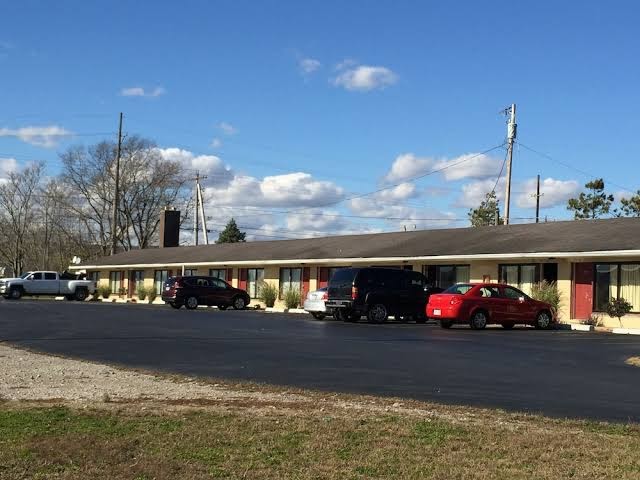 Town & Country Motel
