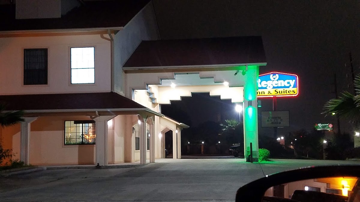 Regency Inn & Suites