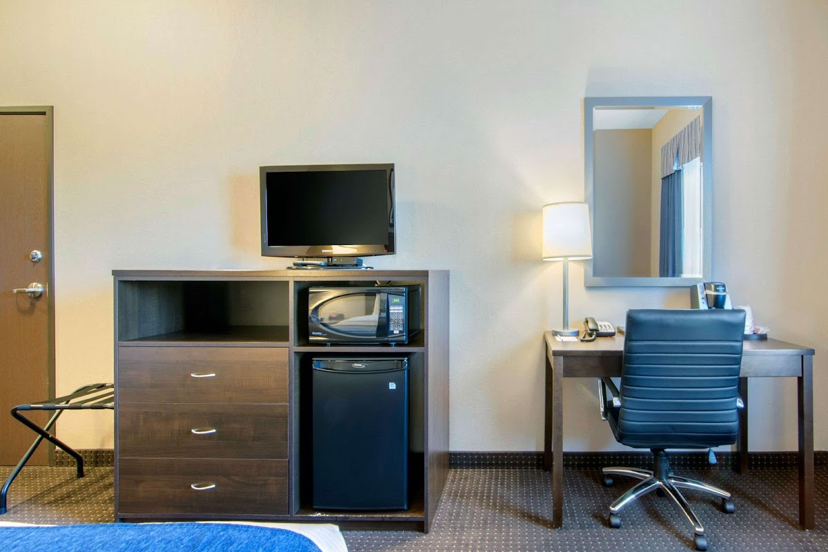 Comfort Inn & Suites photo 3