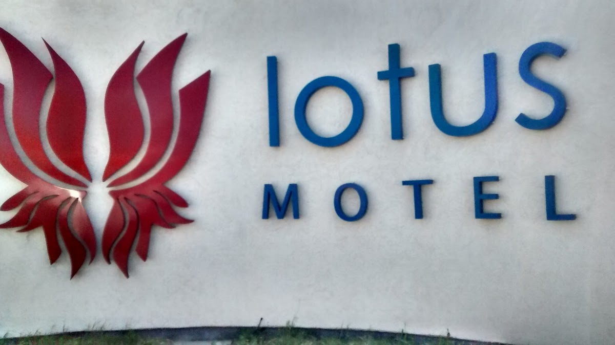 Lotus Motel photo 2