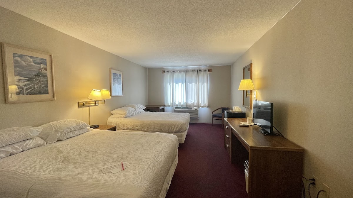 Paradise Inn & Suites photo 2