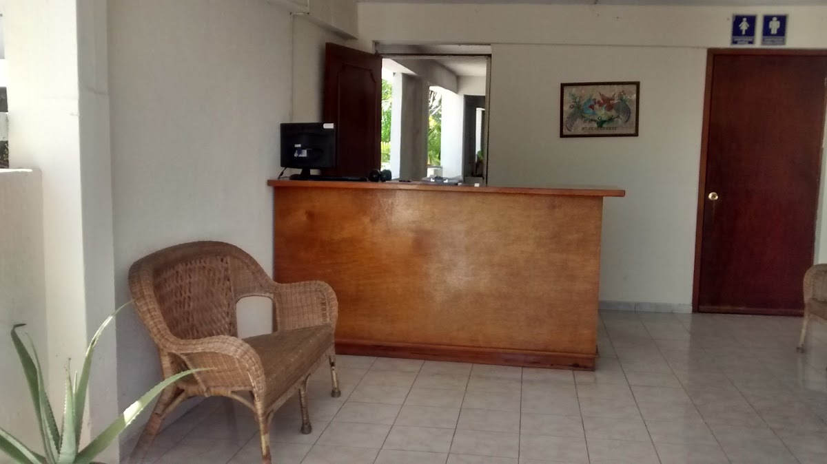 Hotel La Cabaña photo 2