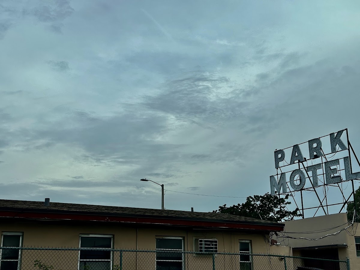 Park Motel photo 2