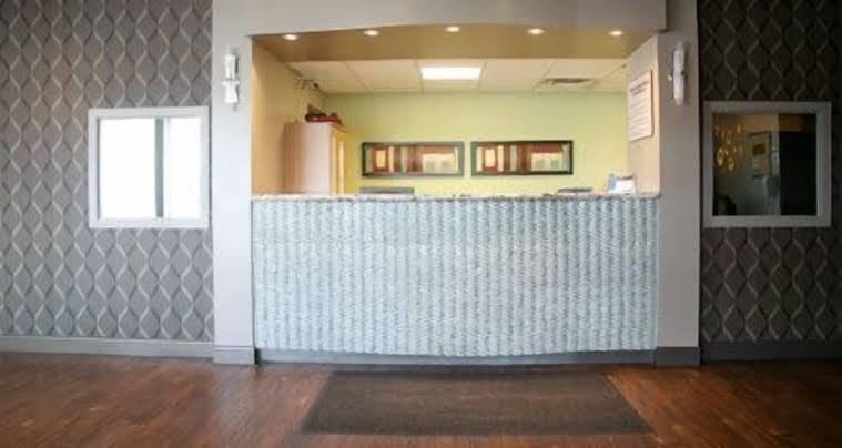 Airport Motor Inn photo 3