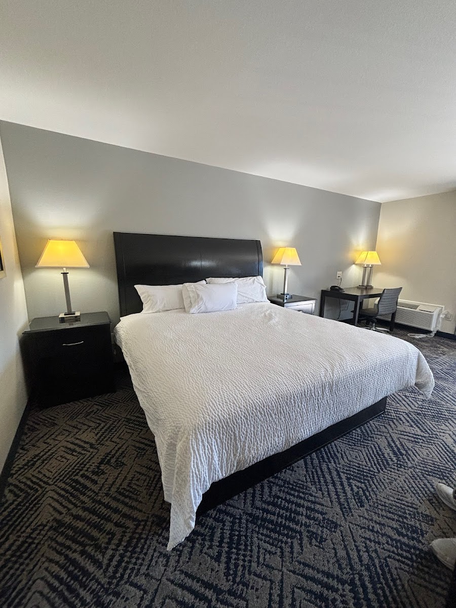 Regal Inn photo 2