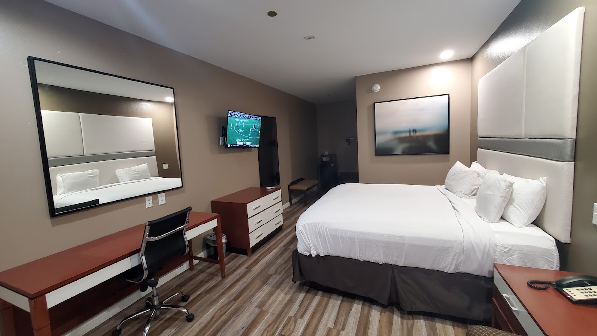 EXPRESS INN photo 2