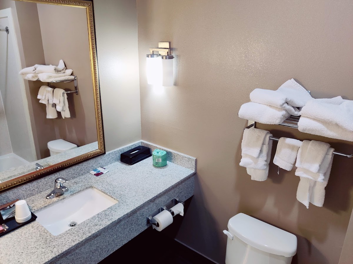 EXPRESS INN photo 3
