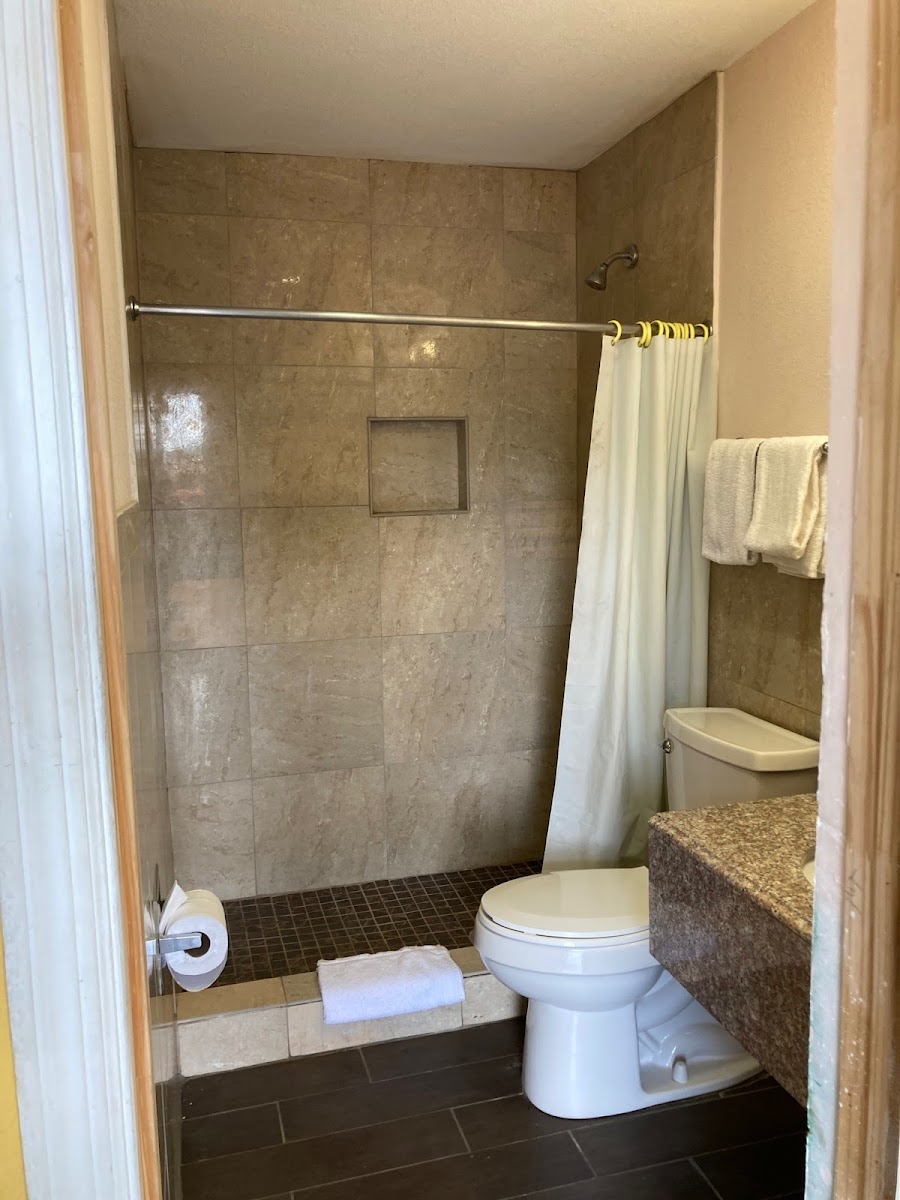 Capri Motel photo 3