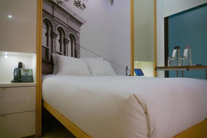 The Beverley Hotel photo 3