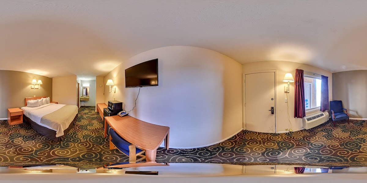 Rodeway Inn photo 3