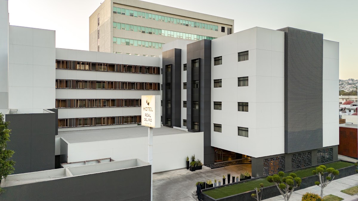 Hotel Real del Río