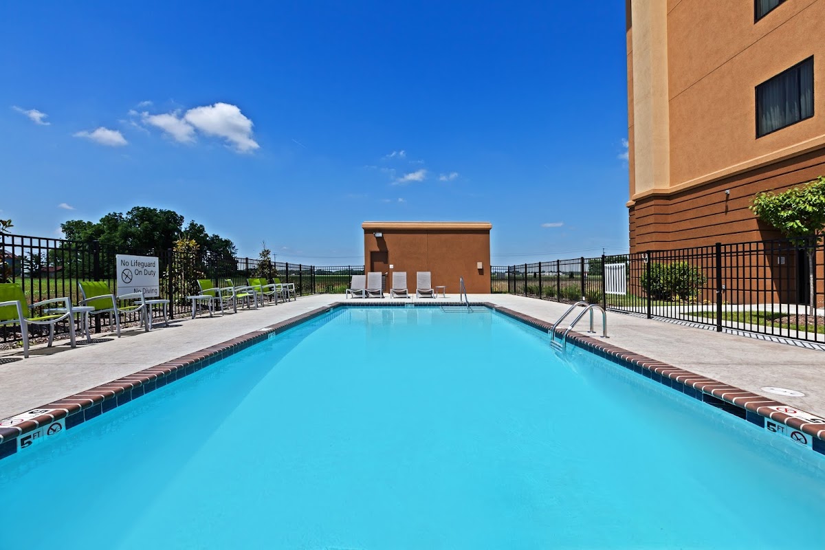 Hampton Inn Marion photo 3