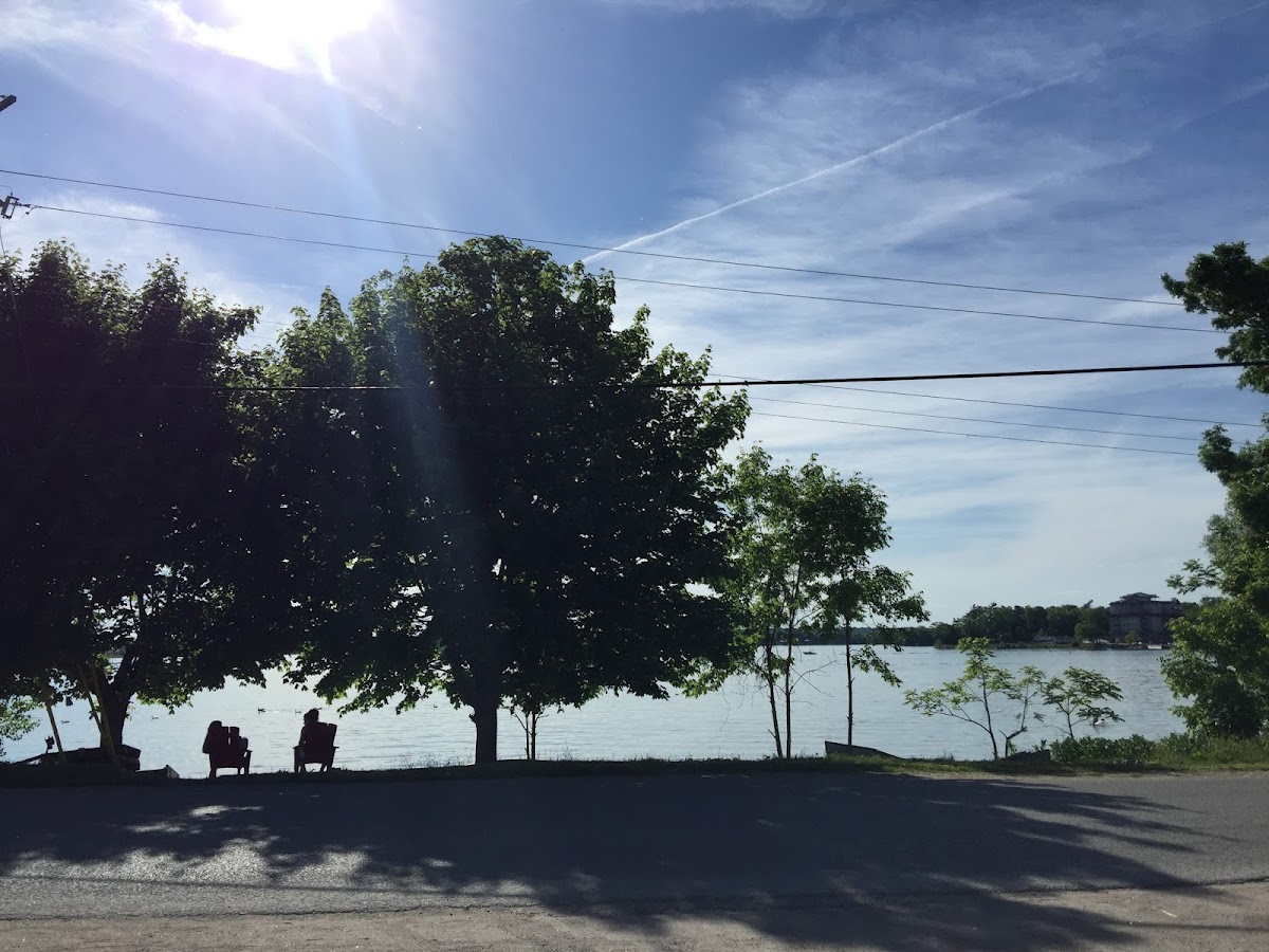 LAKESIDE INN photo 3
