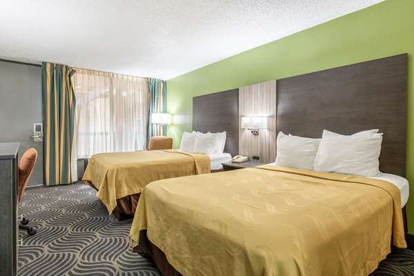 Quality Inn photo 2