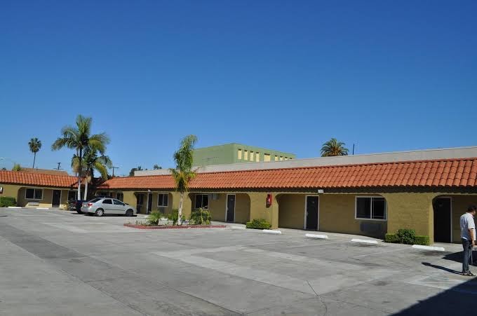 Rocky Inn Motel