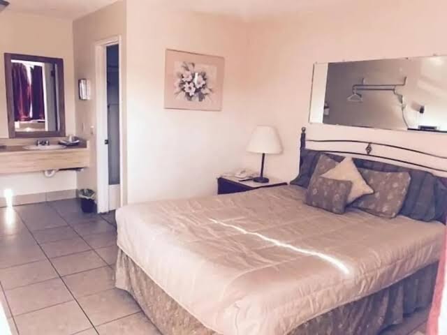 Stagecoach Motel photo 2