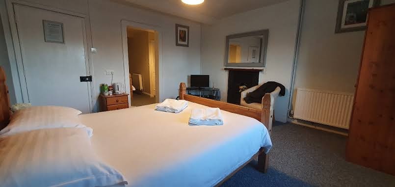 Cross Keys Hotel photo 2