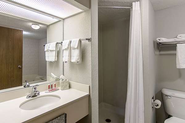 Econo Lodge photo 3