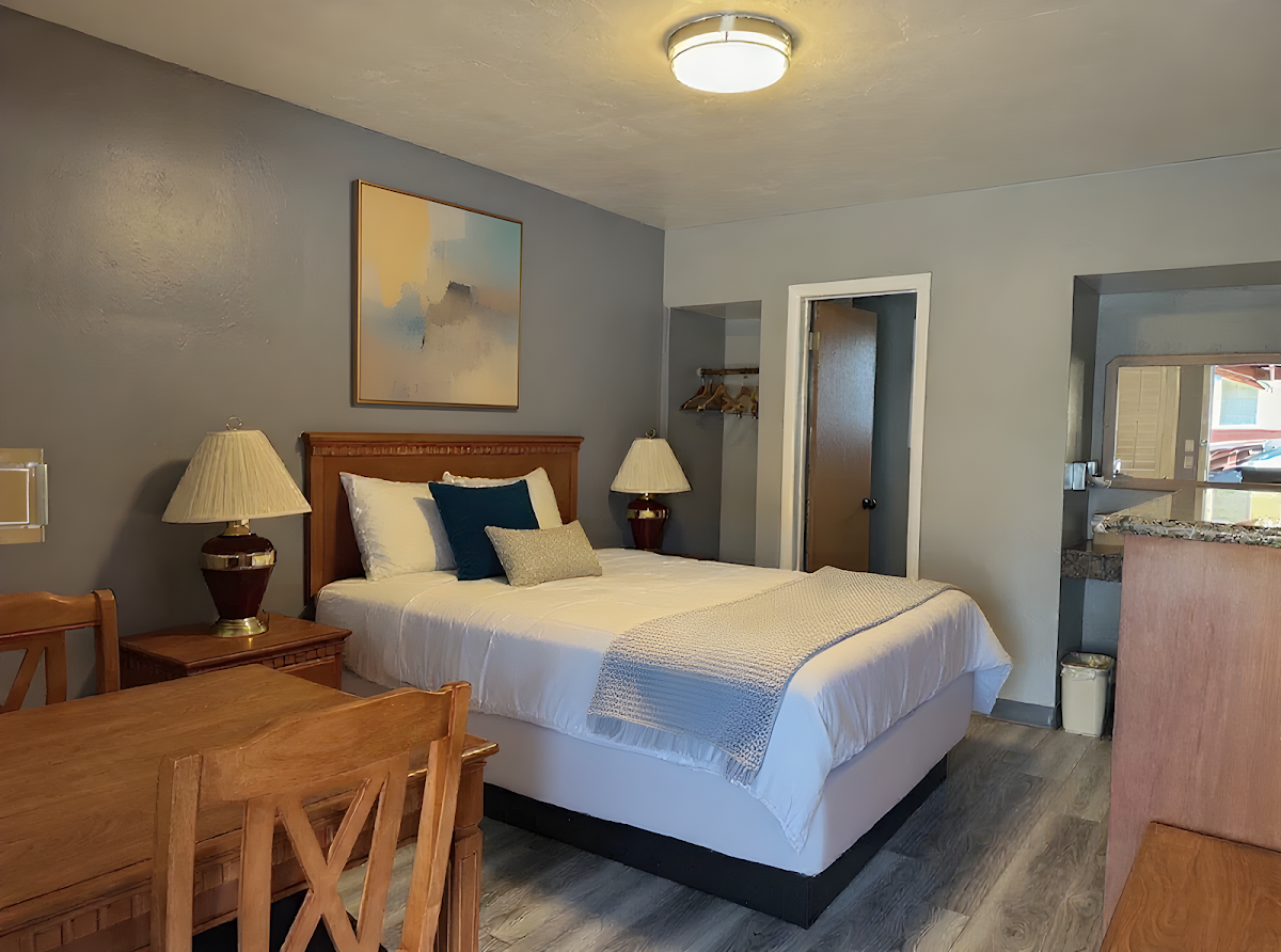Bestway Inn photo 2