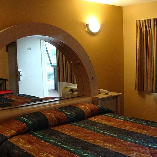 Oasis Motel photo 2