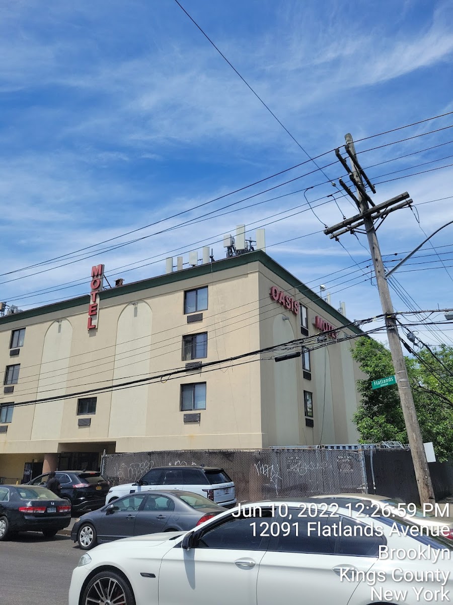Oasis Motel photo 3