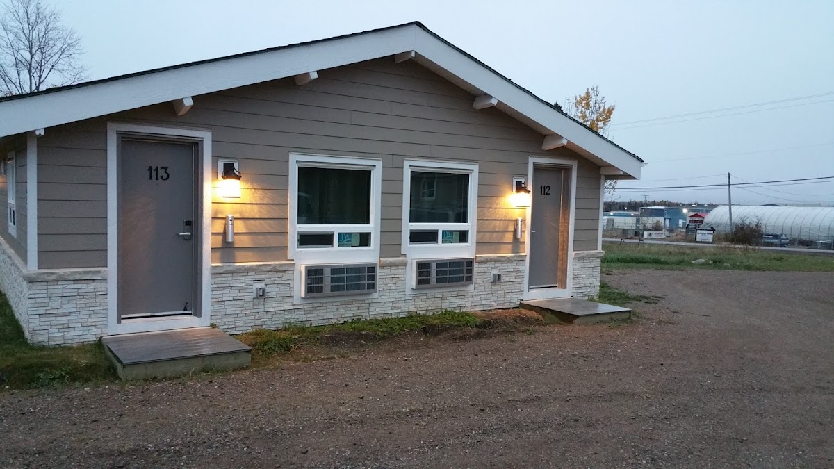 Sunrise Inn & Suites