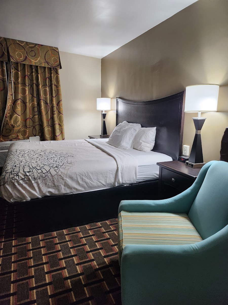 Executive Inn photo 2