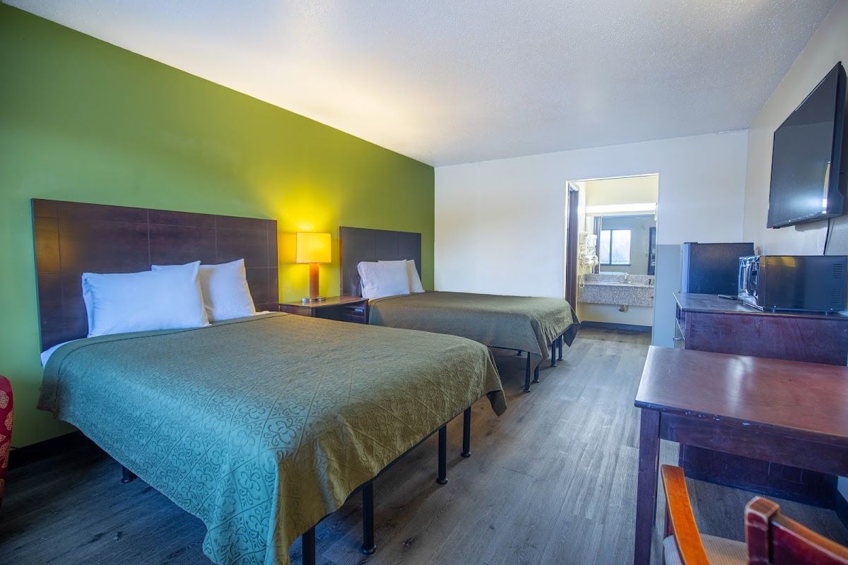 Economy Inn photo 2