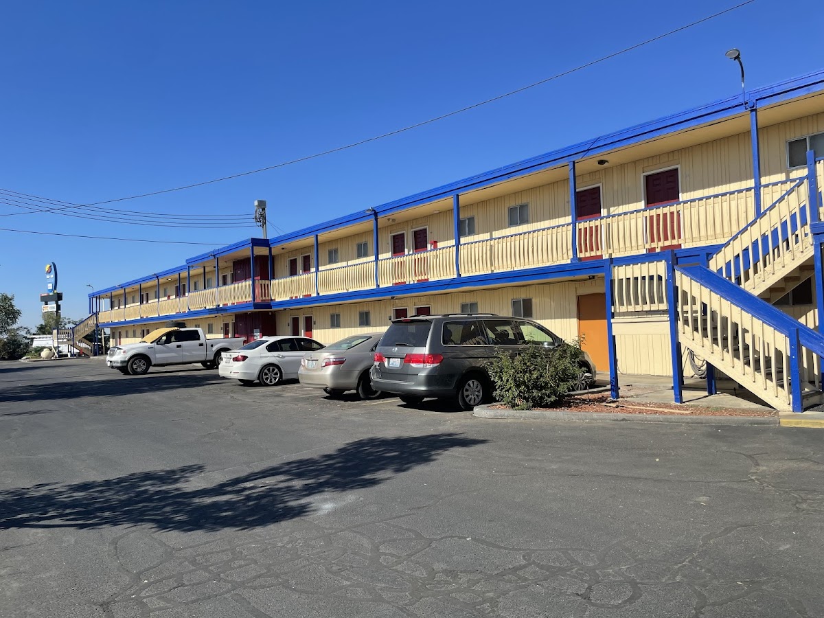 Motel Oasis