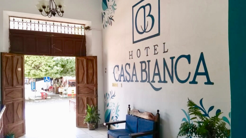 Hotel Casa Blanca