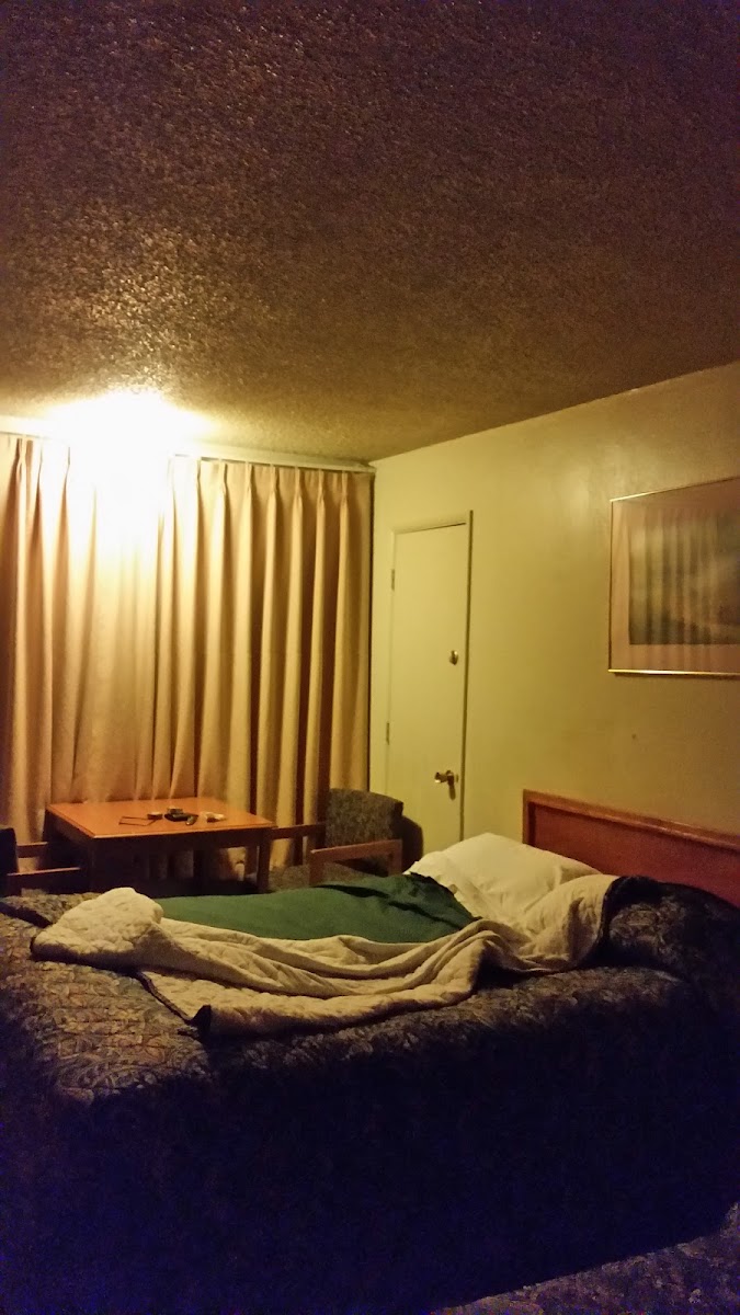 Frontier Inn photo 3