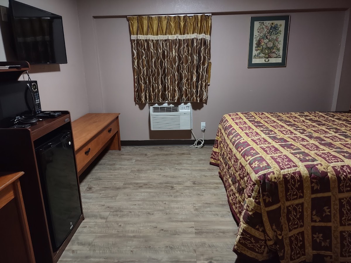 Budget Inn photo 2