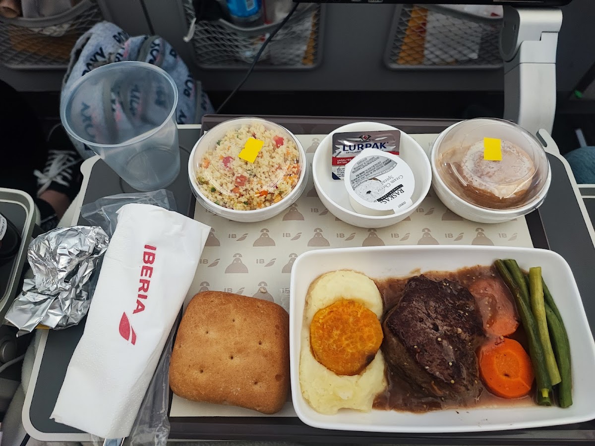 IBERIA photo 3