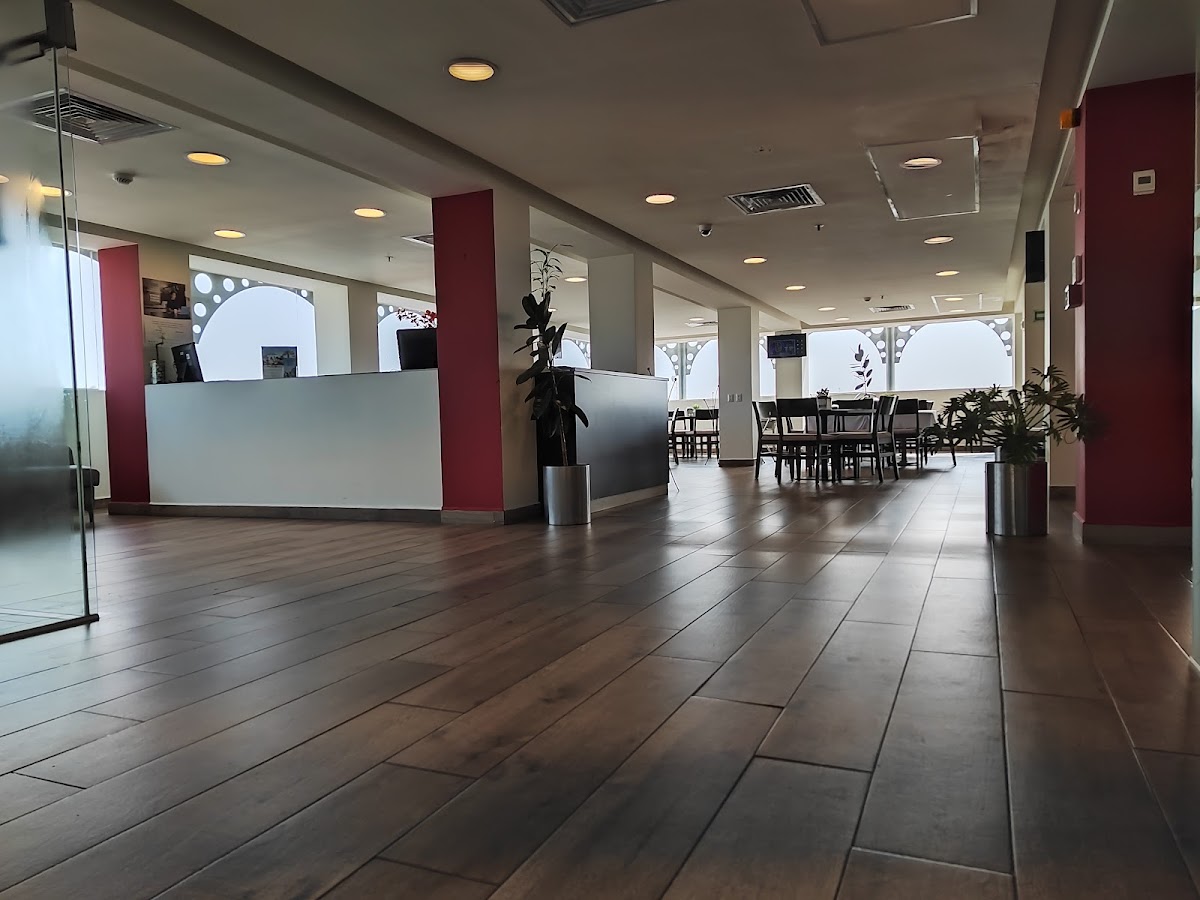 Ramada By Wyndham Tampico Centro photo 3