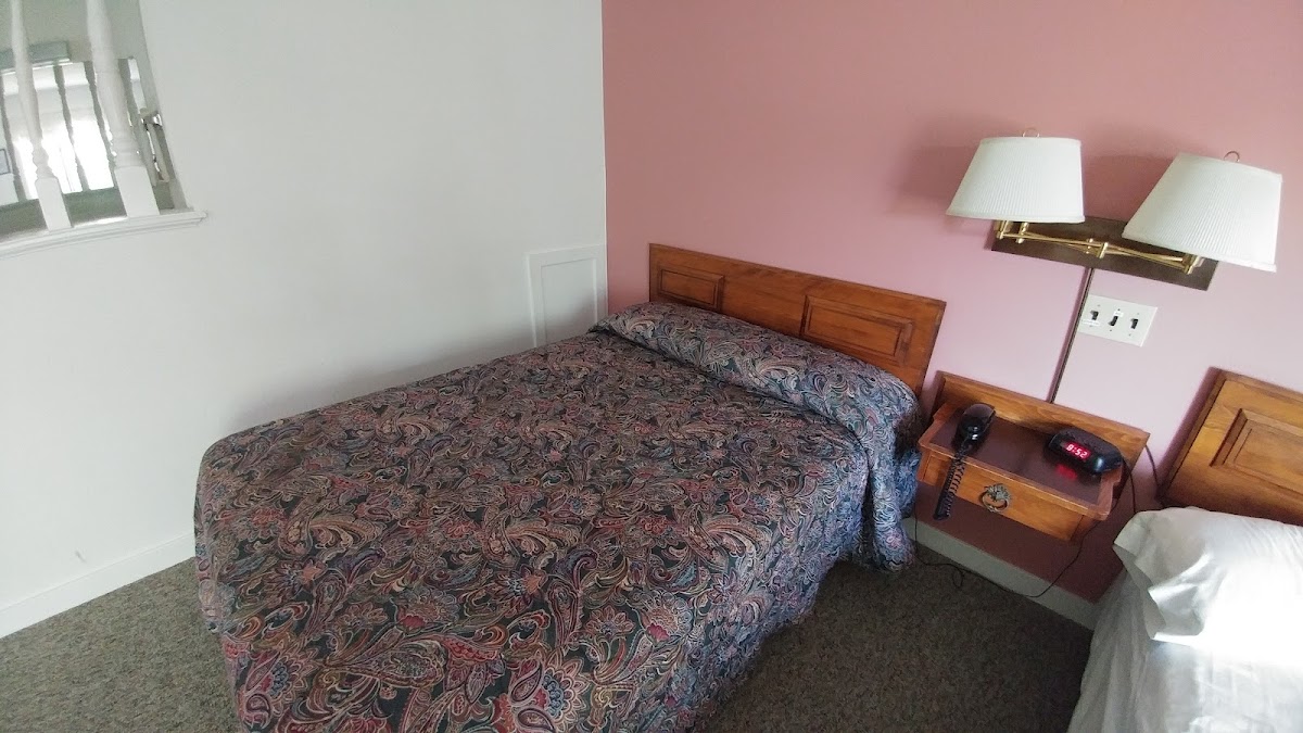 Lamplighter Motor Inn photo 3