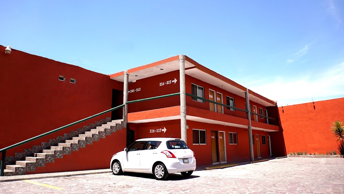 Hotel La Estancia photo 3