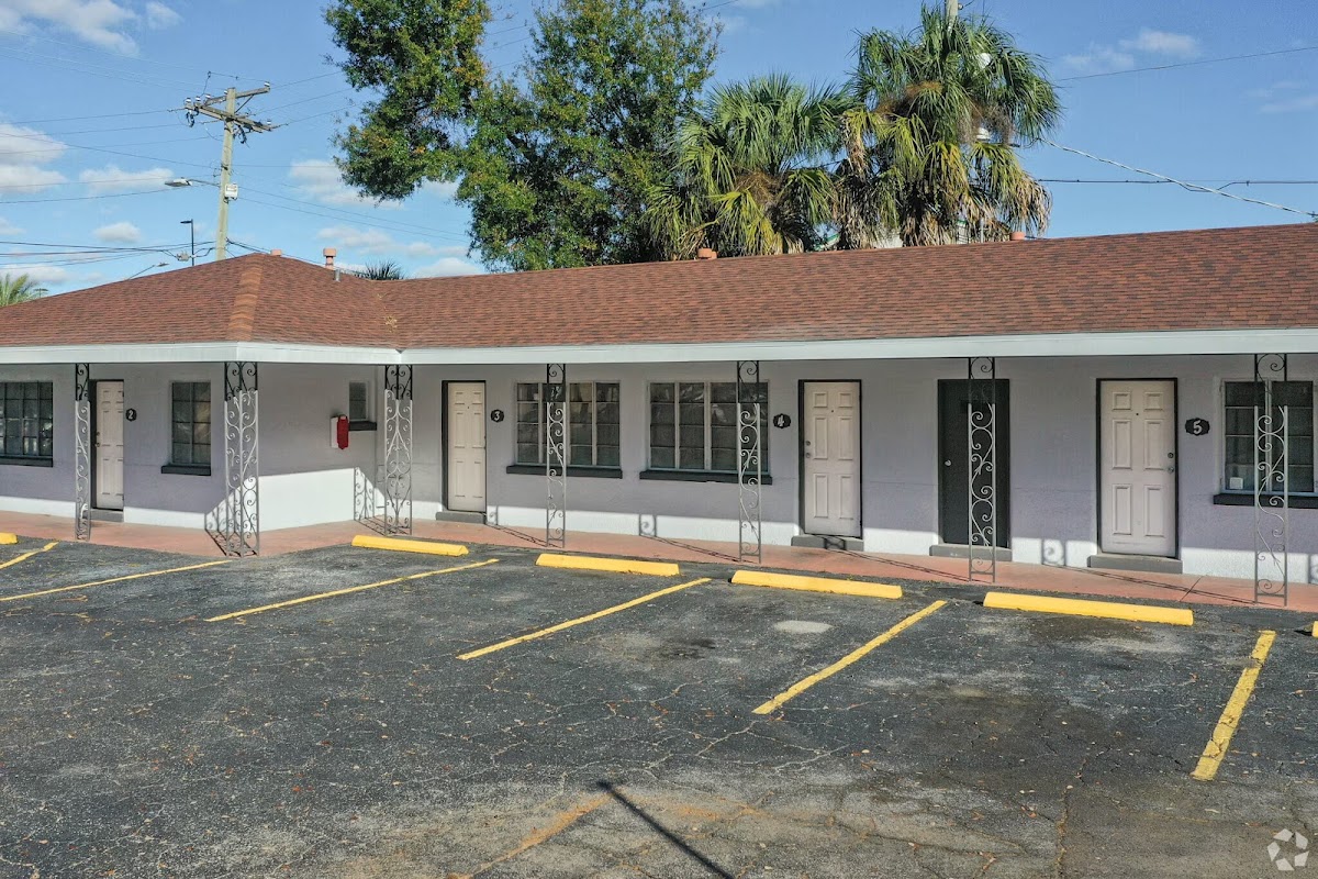 Shaw's Motel
