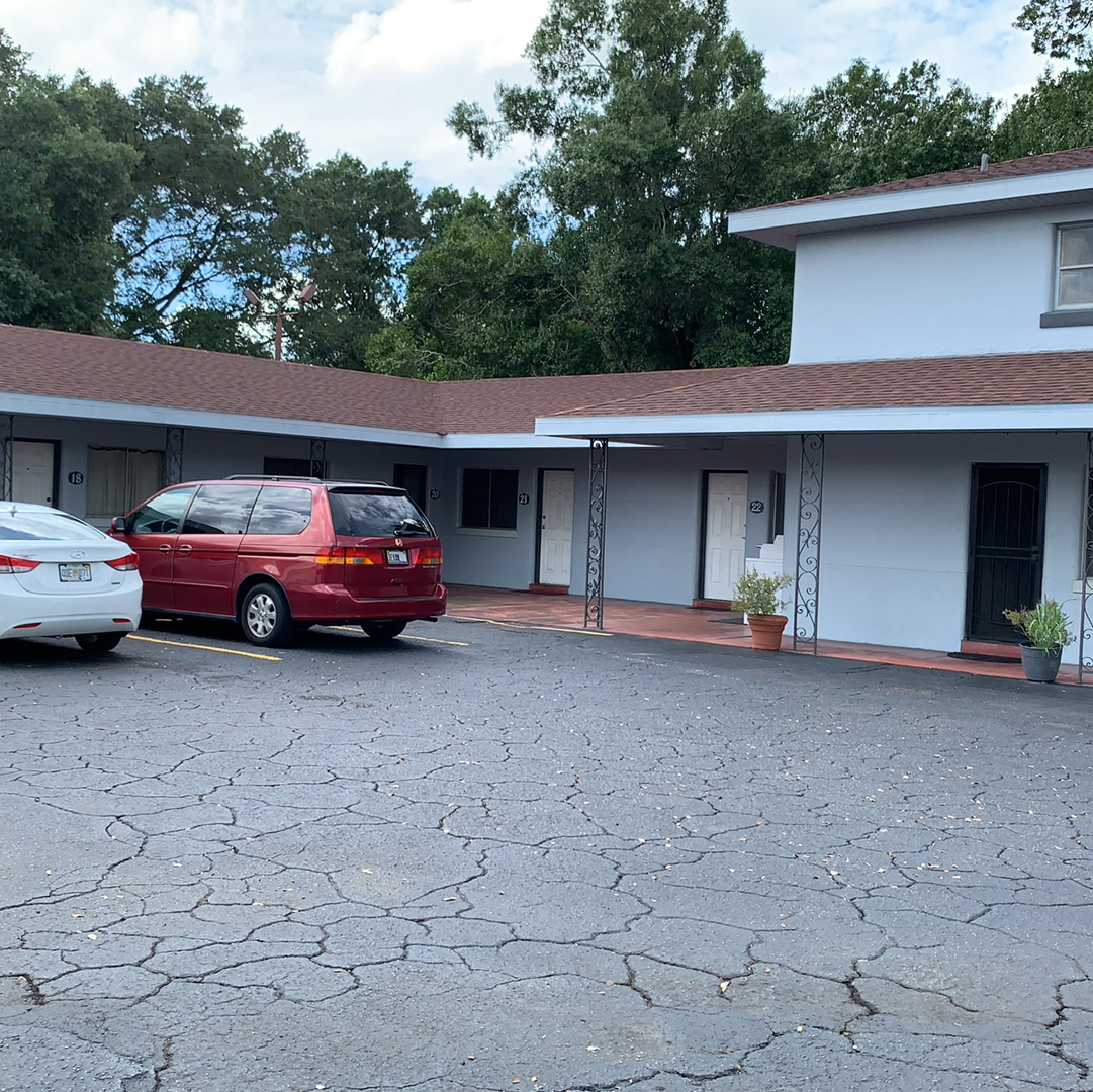 Shaw's Motel photo 2
