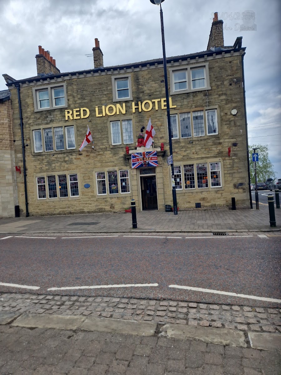 The Red Lion Hotel photo 3