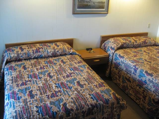 Inn Town Motel photo 2