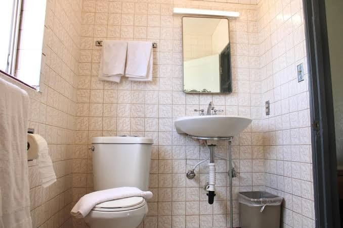Economy Inn photo 3