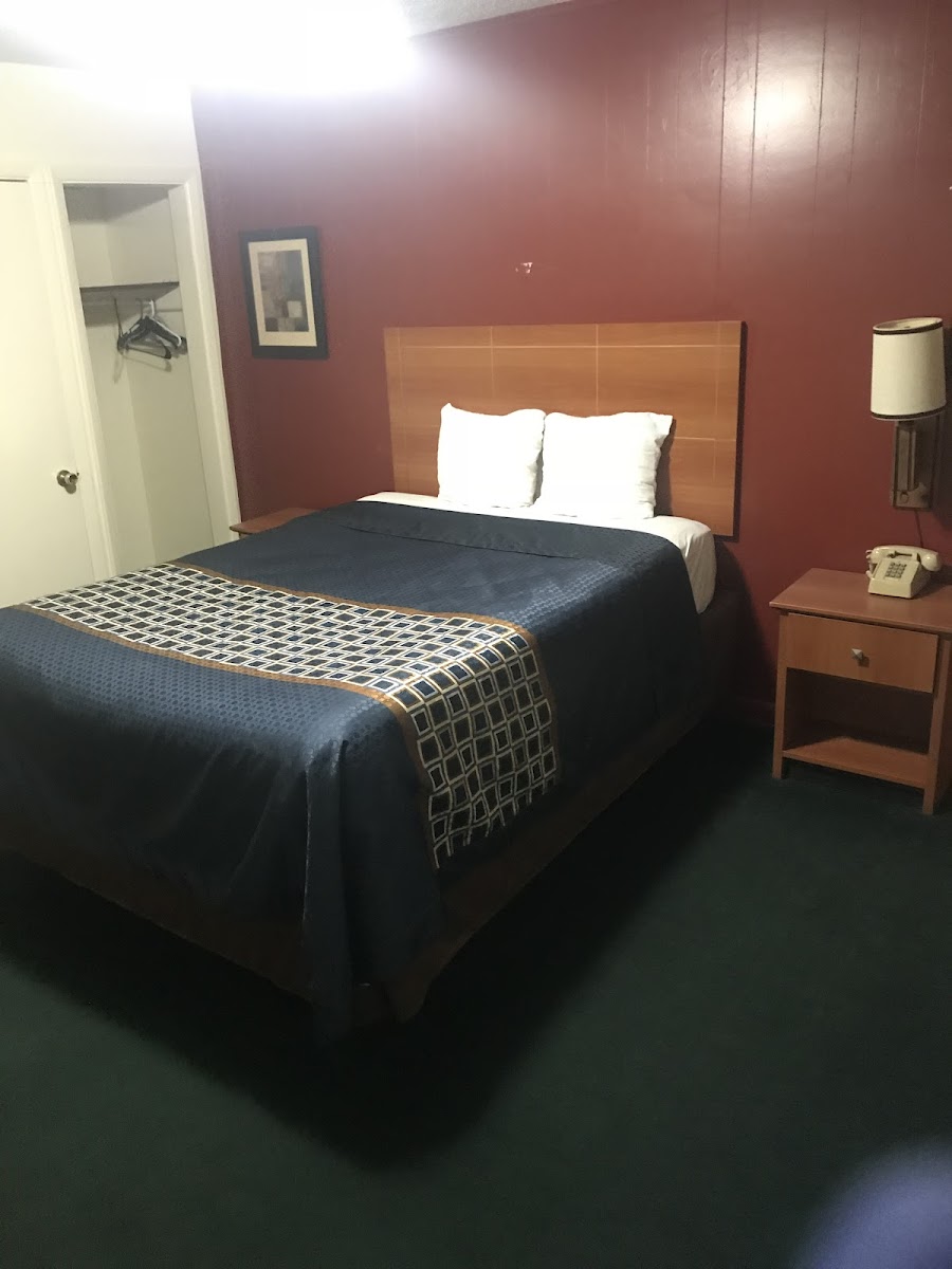La Fonda Motel photo 3