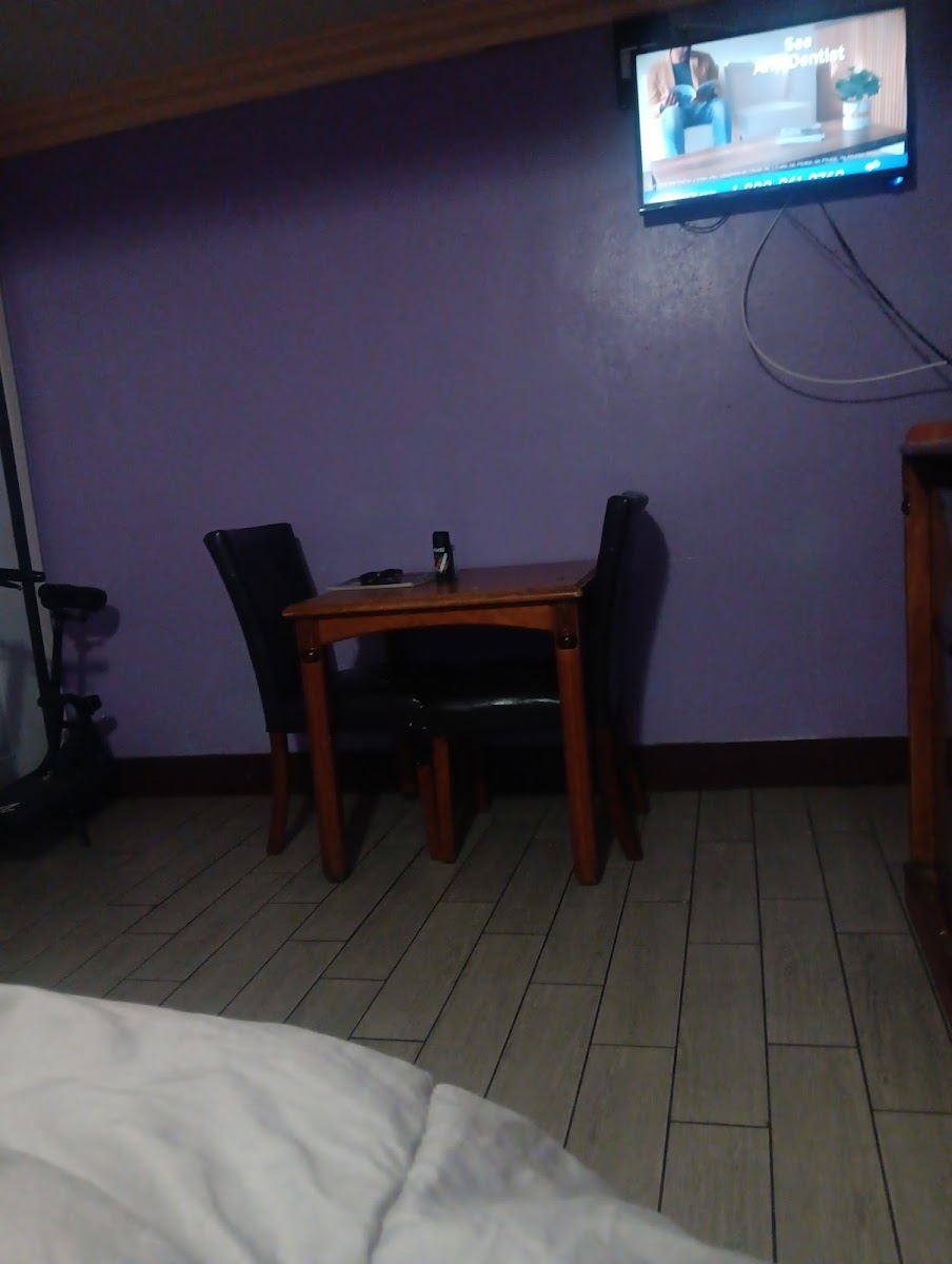 Monterey Motel photo 3
