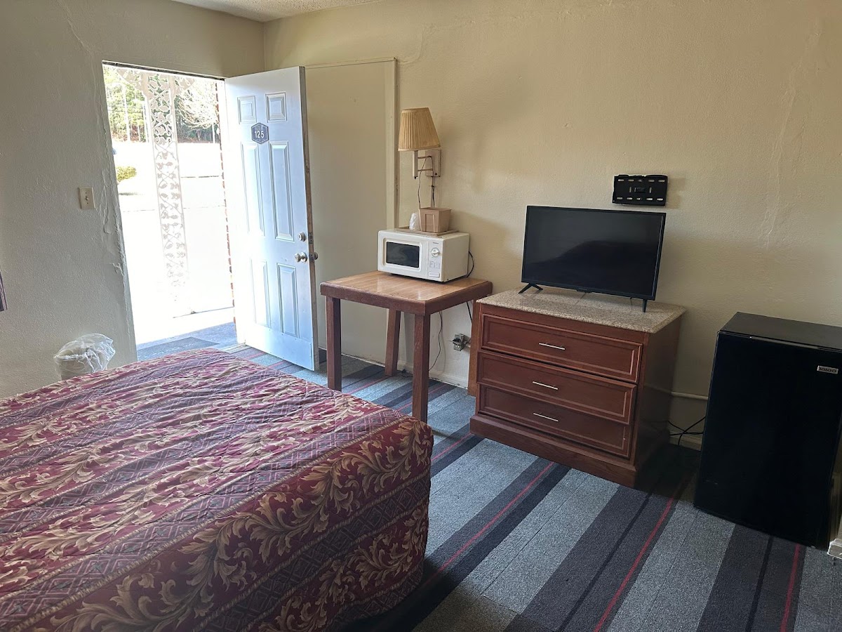 Town & Country Motel photo 3