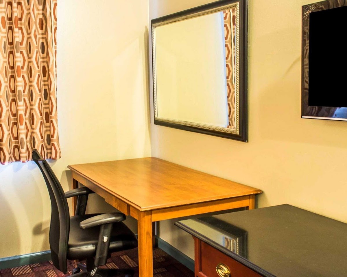 Econo Lodge photo 3