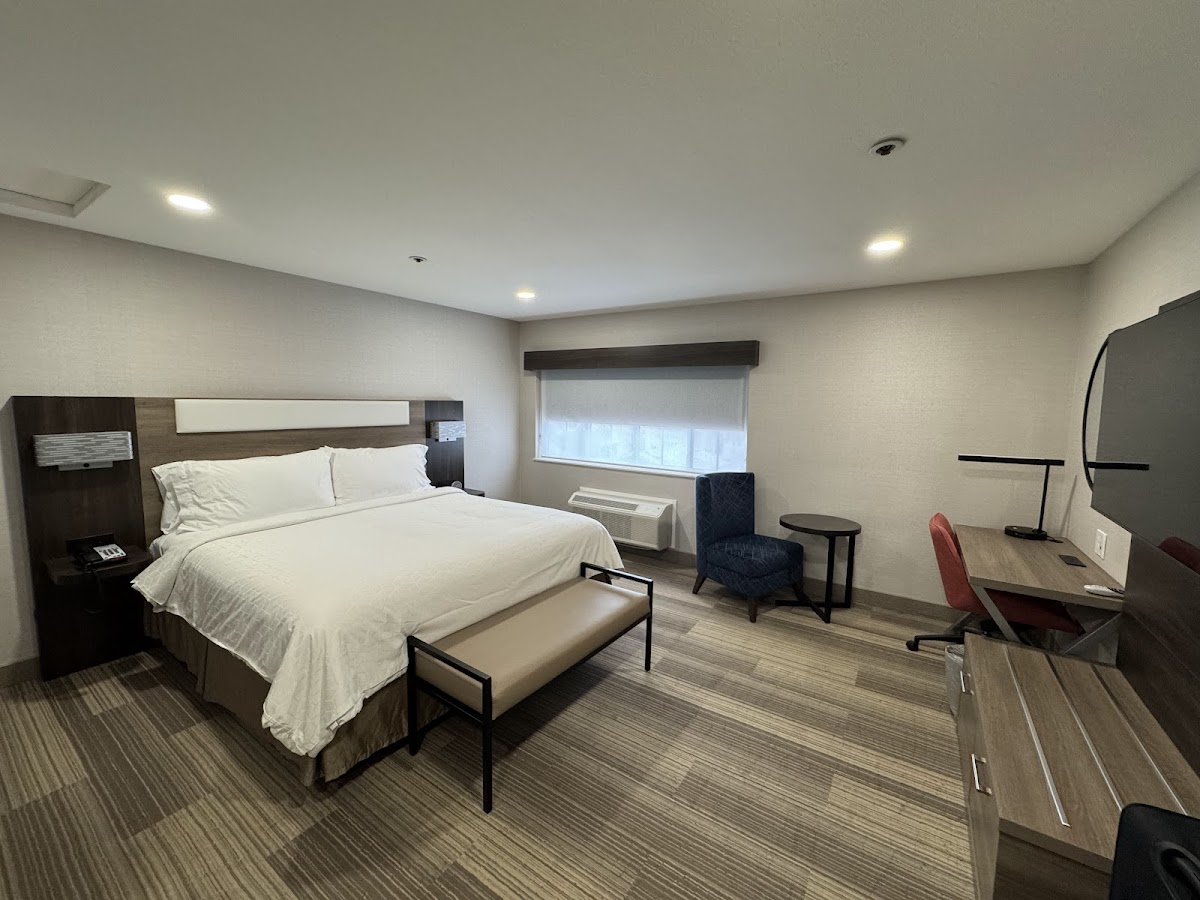 Holiday Inn Express photo 2