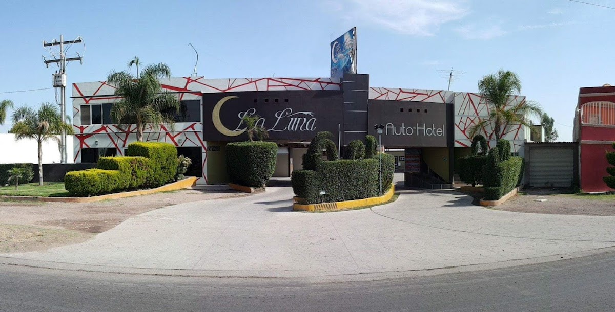 Auto Hotel La Luna