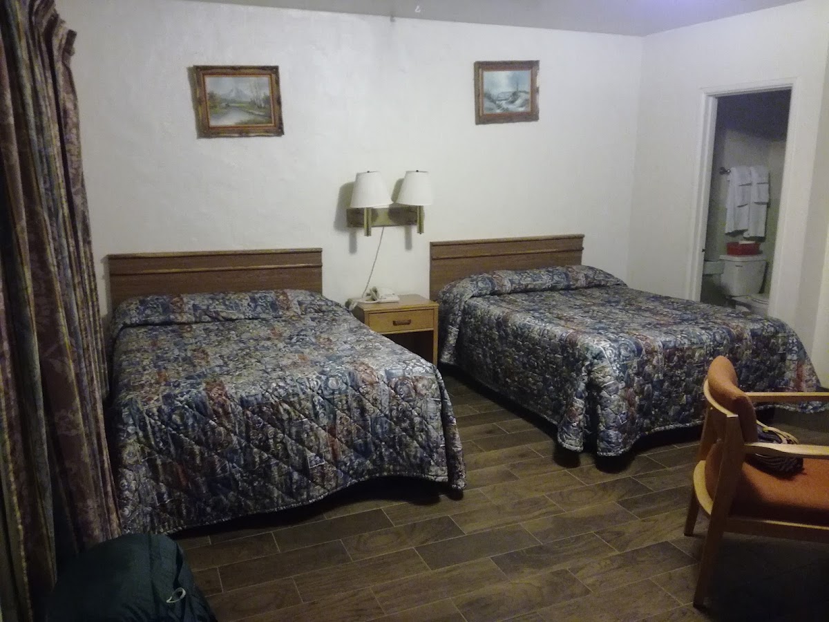 Fountain Motel photo 2
